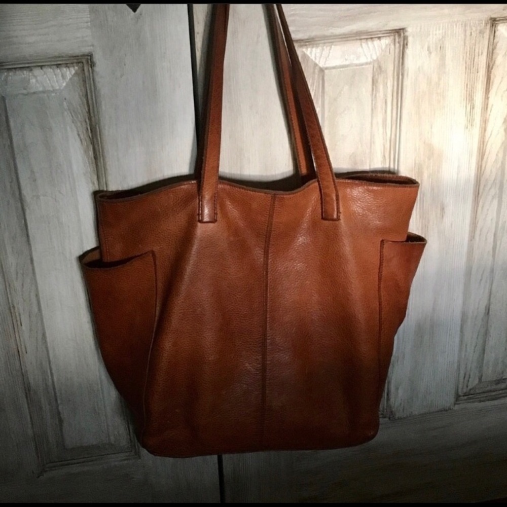 Duluth Trading Co lifetime Leather tote purse